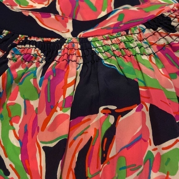Lilly Pulitzer vias print Elsa blouse size xs - Picture 8 of 8
